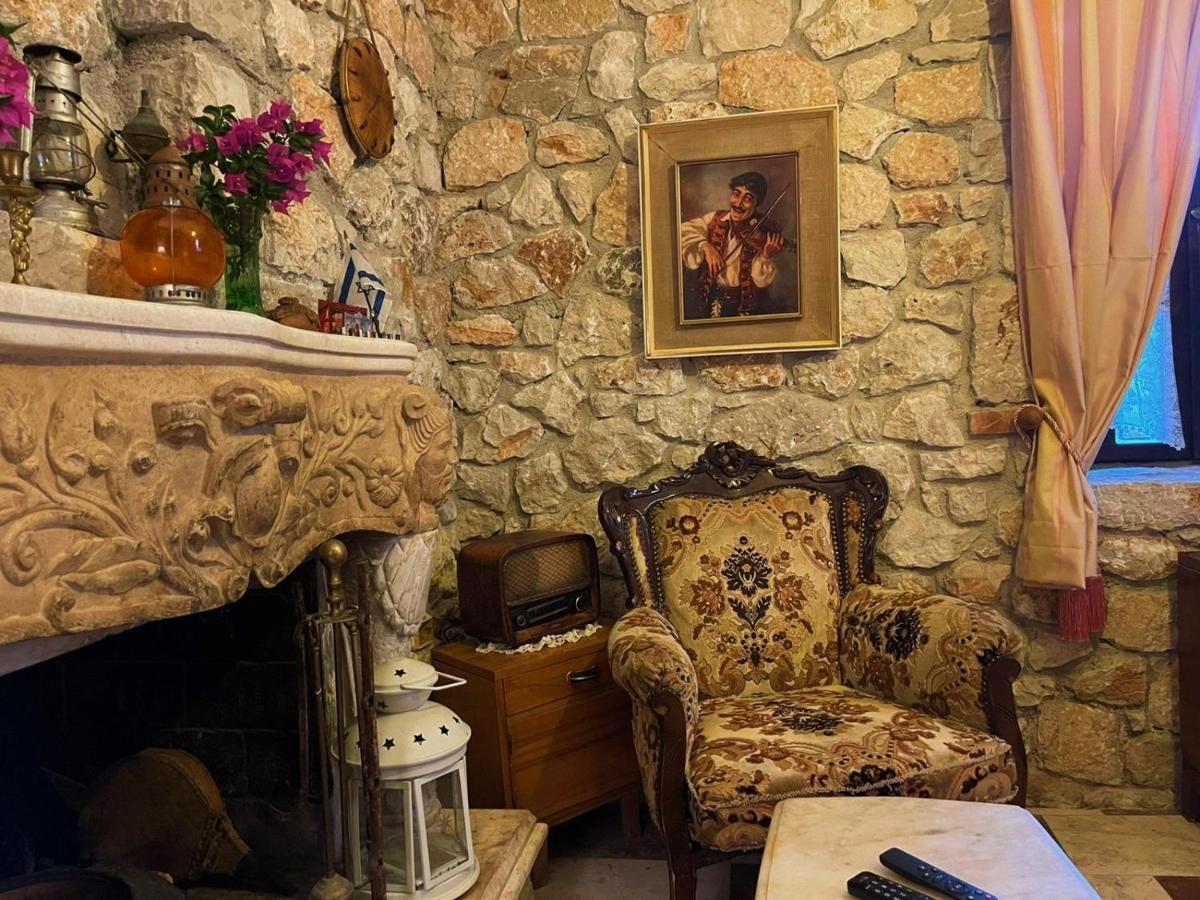 Solomon&Sons Hotel Dhërmi Buitenkant foto